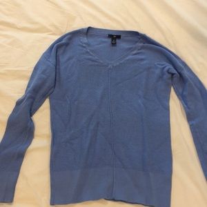 Gap periwinkle v-neck sweater